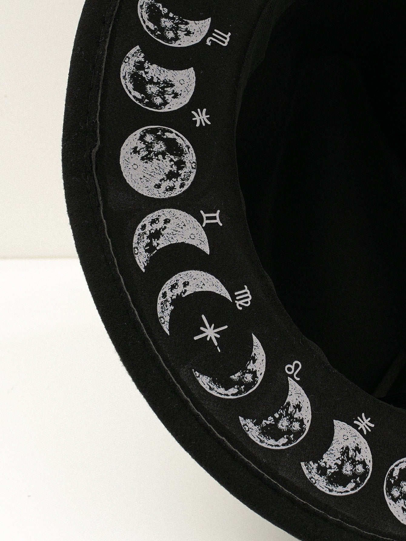 Gothic Hand-painted Moon Decorated Hat