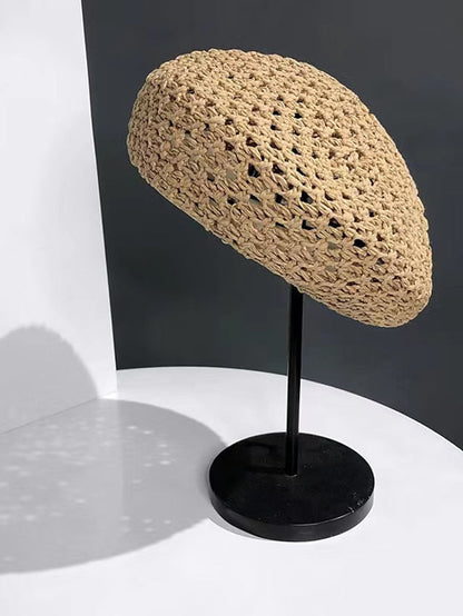 Spring Summer Breathable Straw Hat Female Unique Beret Black Khaki Beige British Beret Hat Hollow Artistic Painter Hat for Women